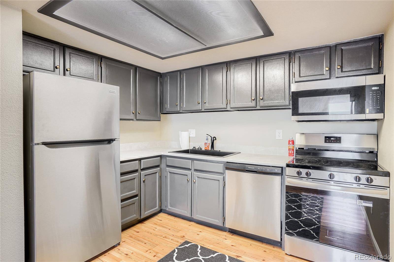 9680 Brentwood WAY #208, Broomfield, CO 80021