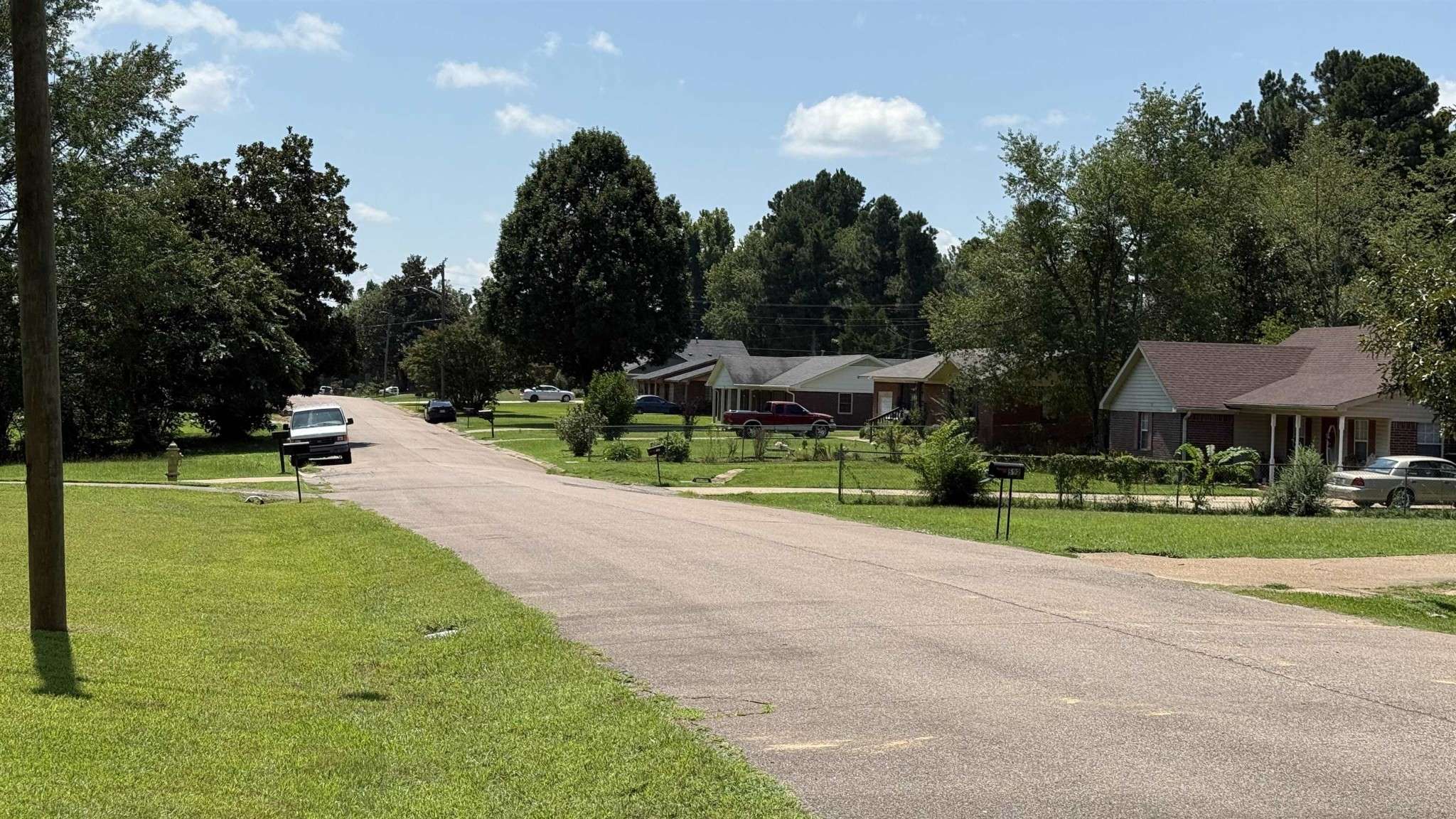 595 SWANEY DR, Holly Springs, MS 38635