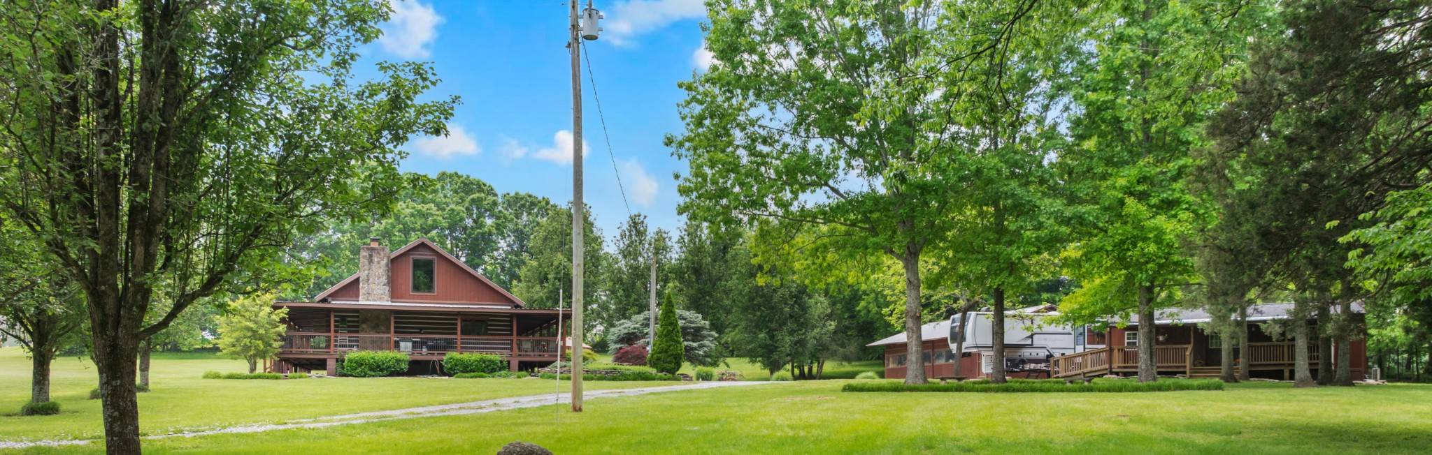 990 Bugscuffle Rd, Wartrace, TN 37183