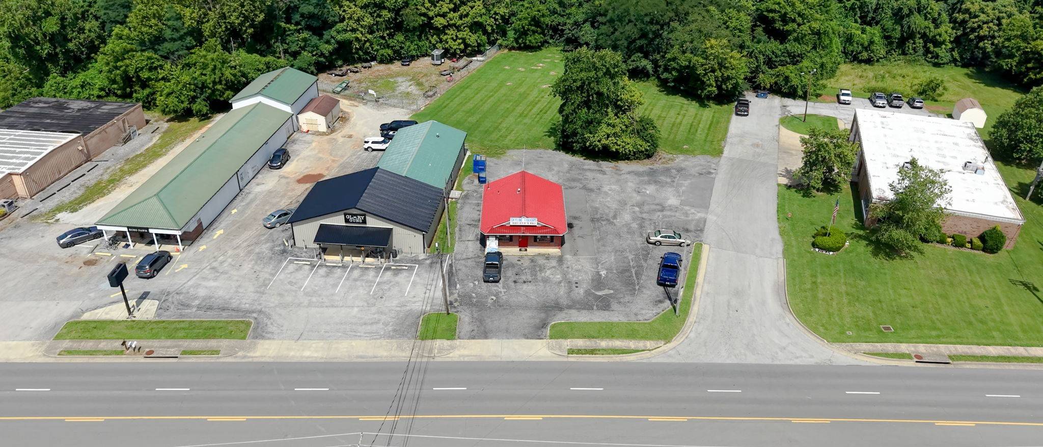 1190 Skyline Dr, Hopkinsville, KY 42240