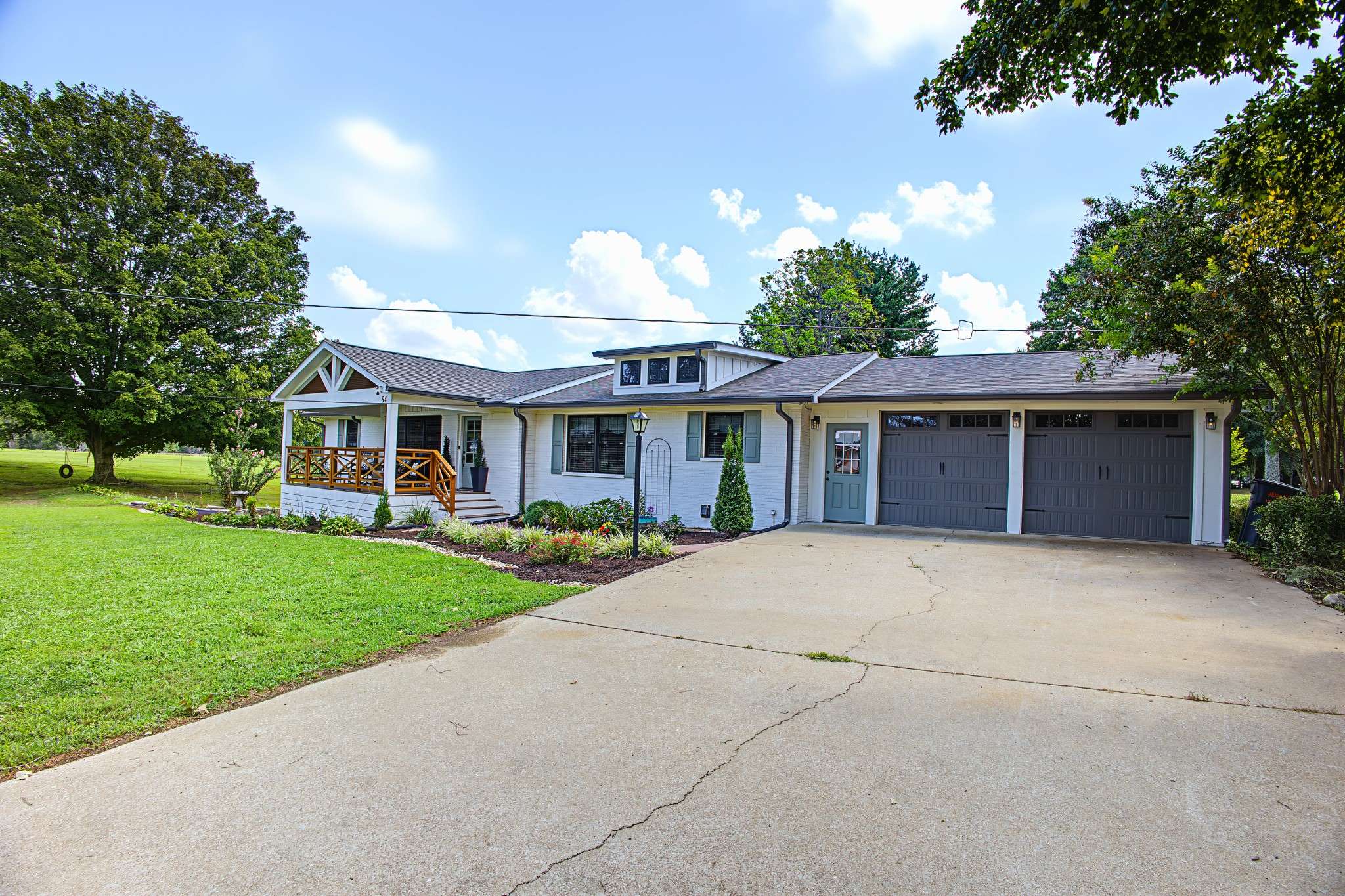 54 Purcell Rd, Leoma, TN 38468