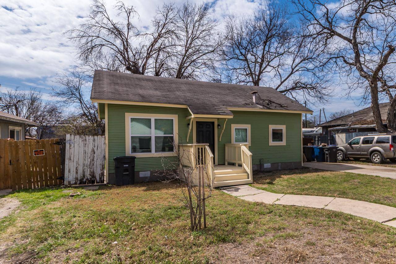 930 W Ridgewood CT, San Antonio, TX 78201