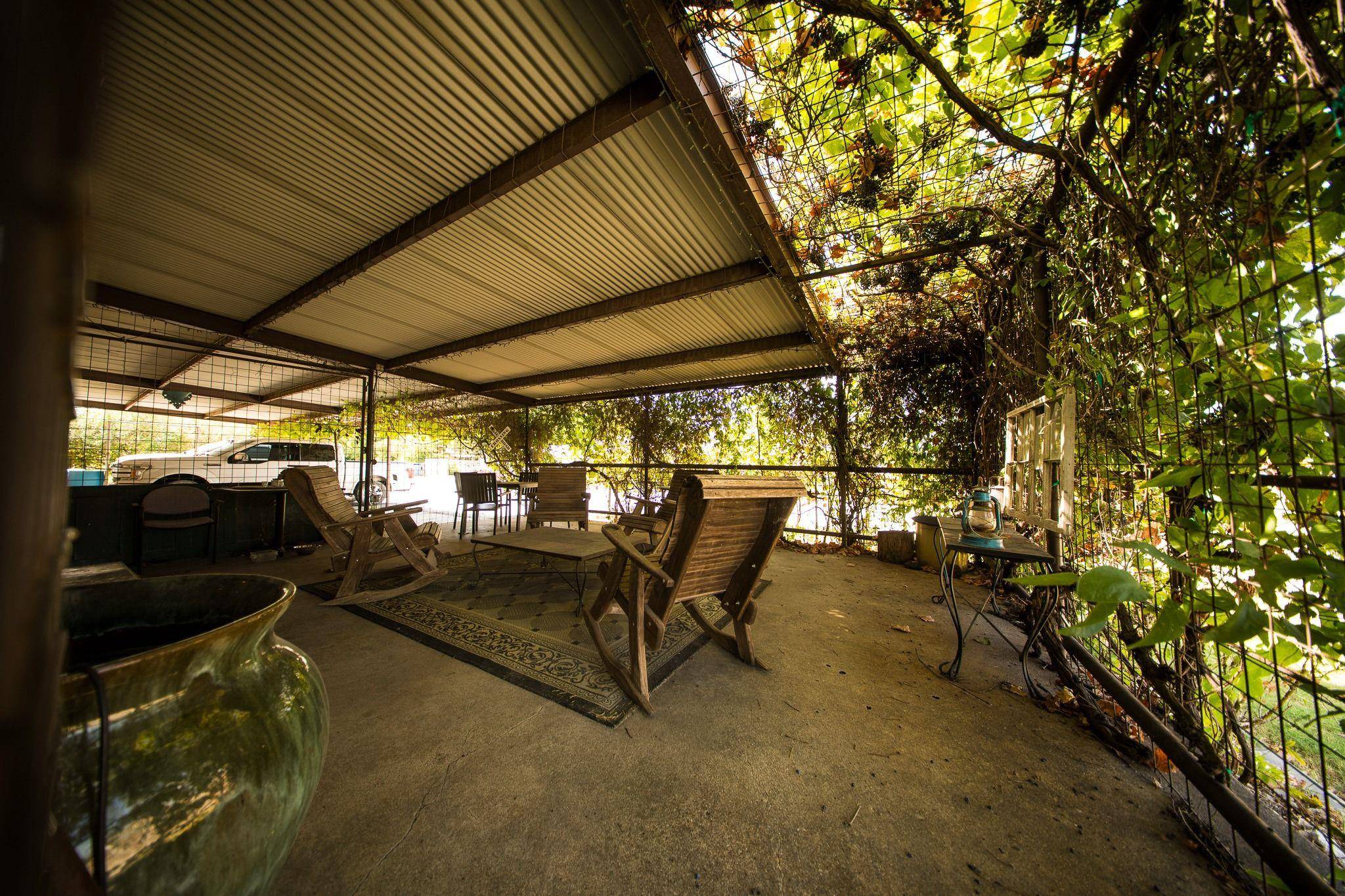 903 S Avenue G, Clifton, TX 76634