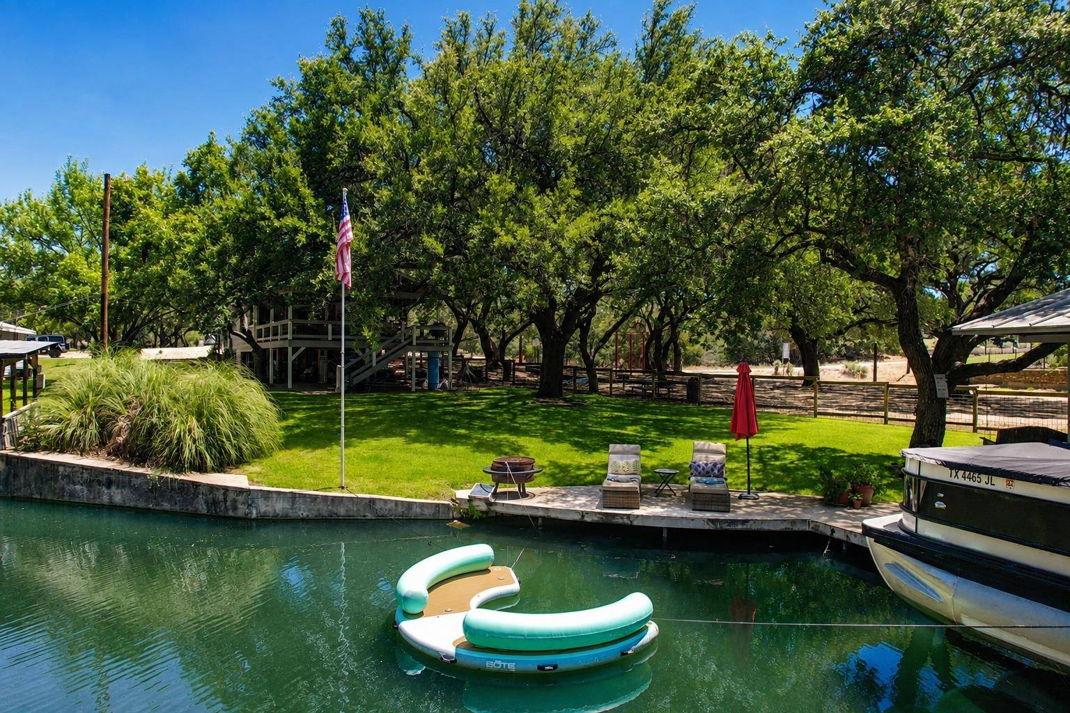 1001 Shorewood DR, Granite Shoals, TX 78654