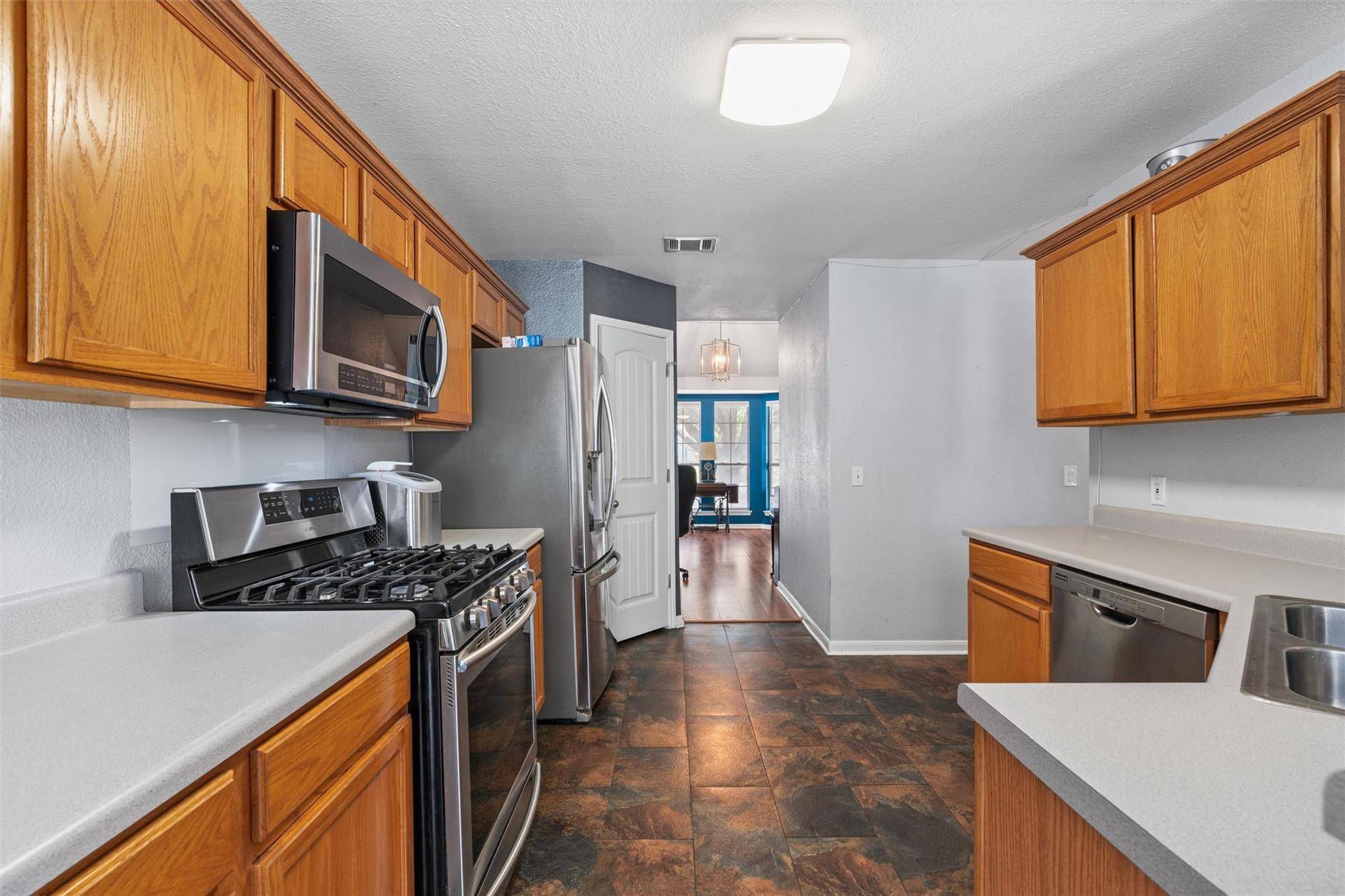 112 Dogwood DR, Georgetown, TX 78626