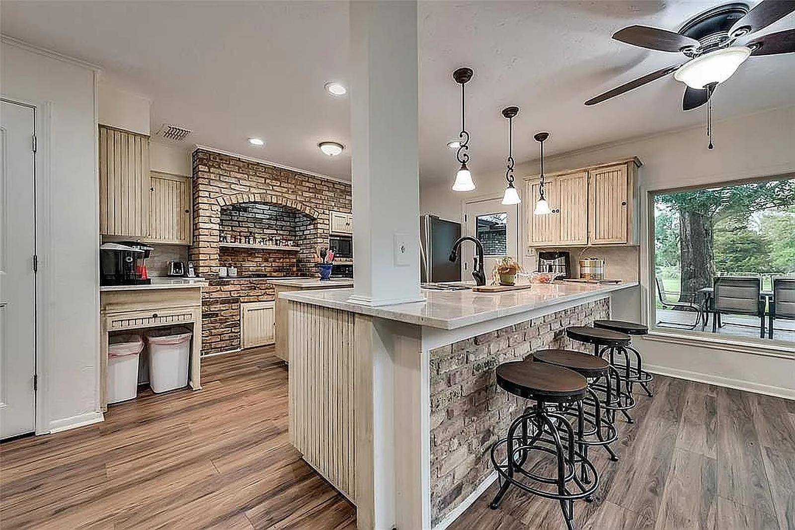740 Fm 27 W, Streetman, TX 75859