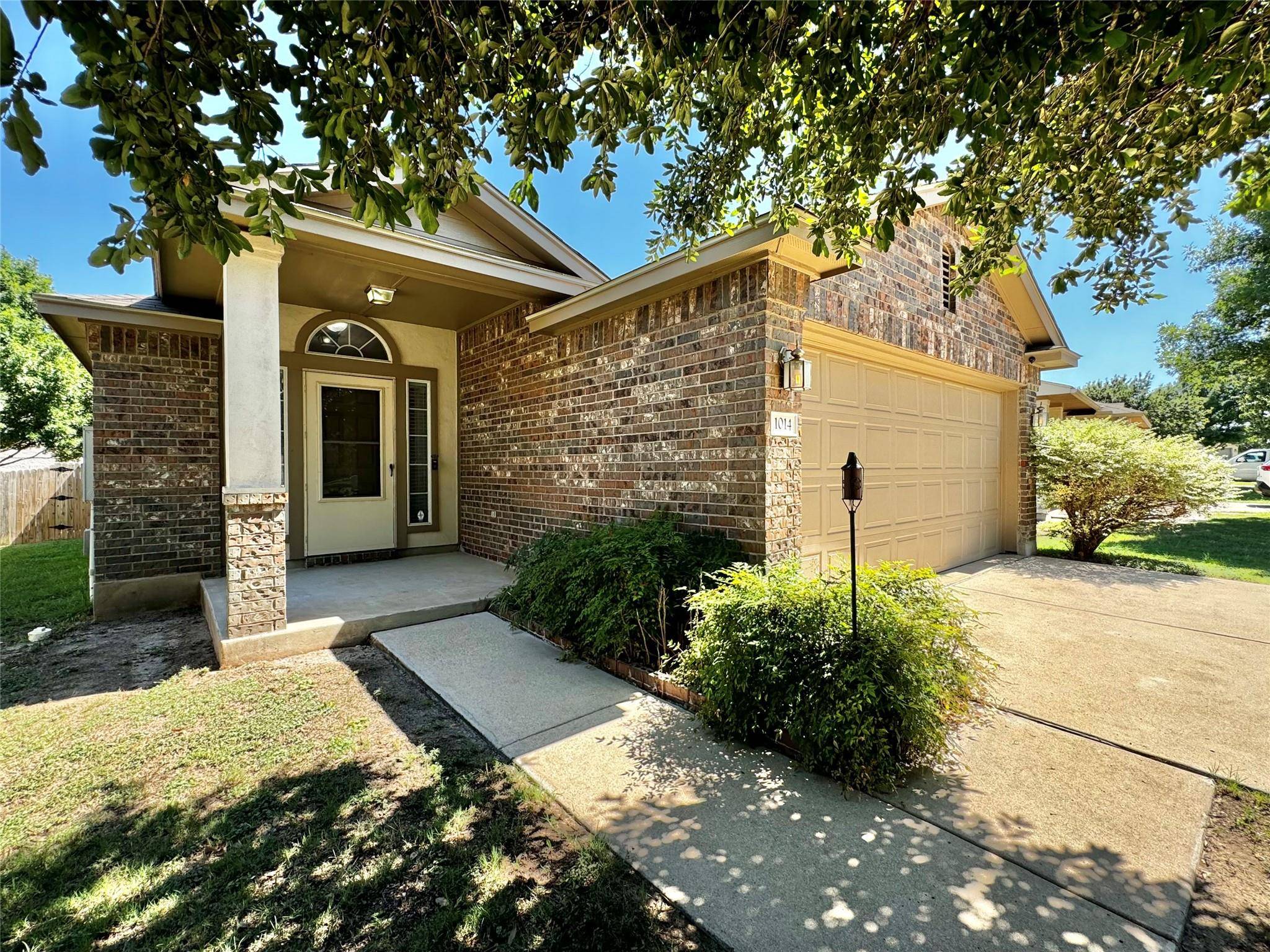 1014 Aiken DR, Leander, TX 78641