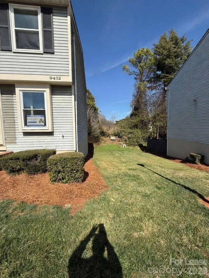 9432 Lexington CIR #G, Charlotte, NC 28213