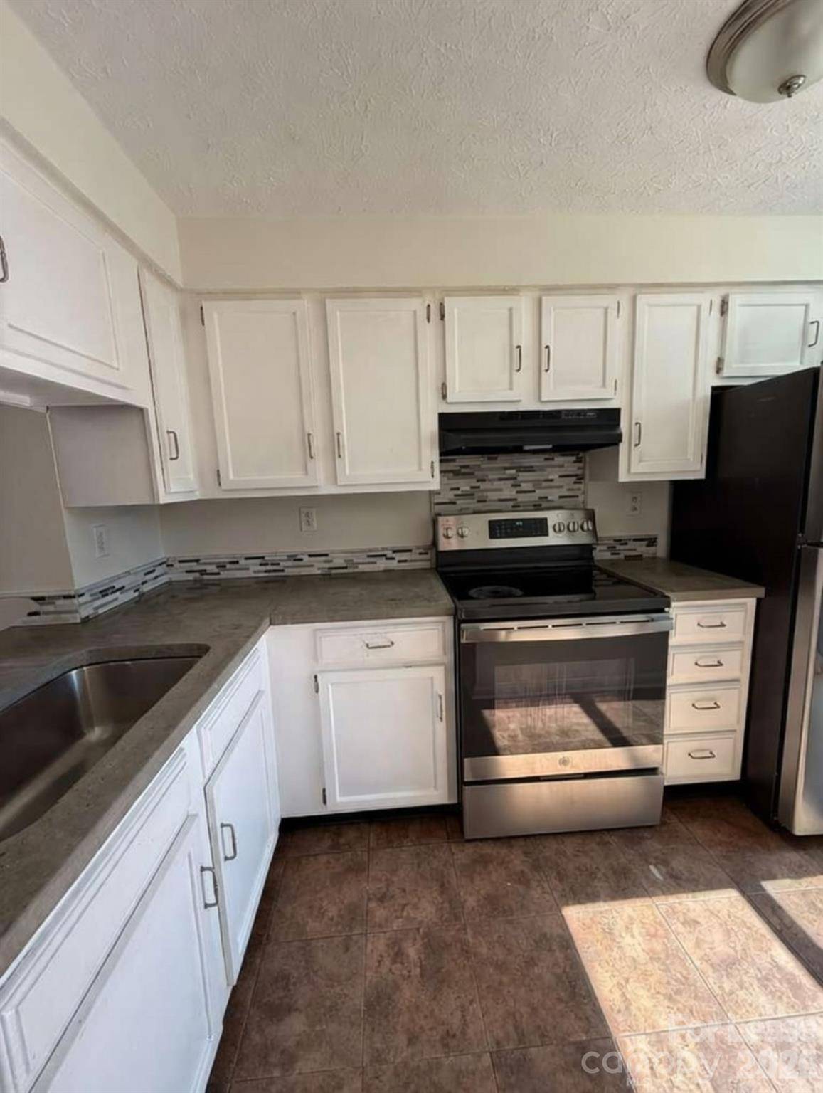 9432 Lexington CIR #G, Charlotte, NC 28213