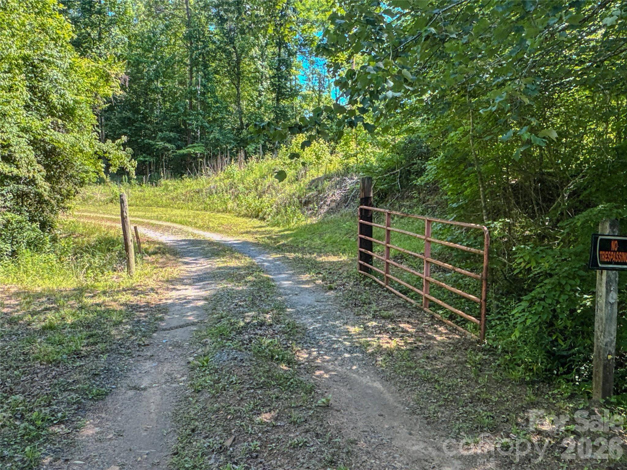 306 Golden Valley RD, Casar, NC 28020