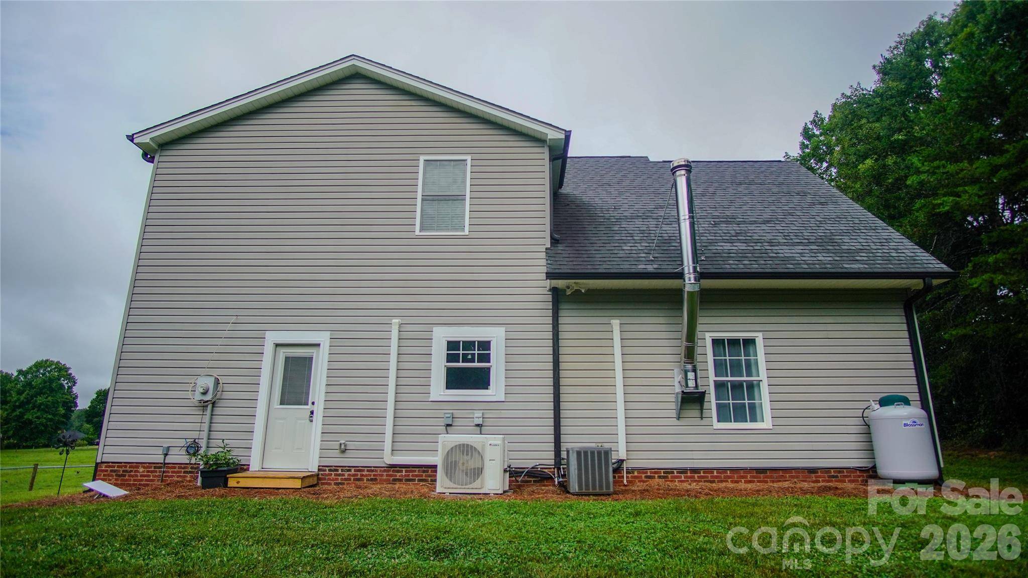 740 Old Fallston RD, Cherryville, NC 28021