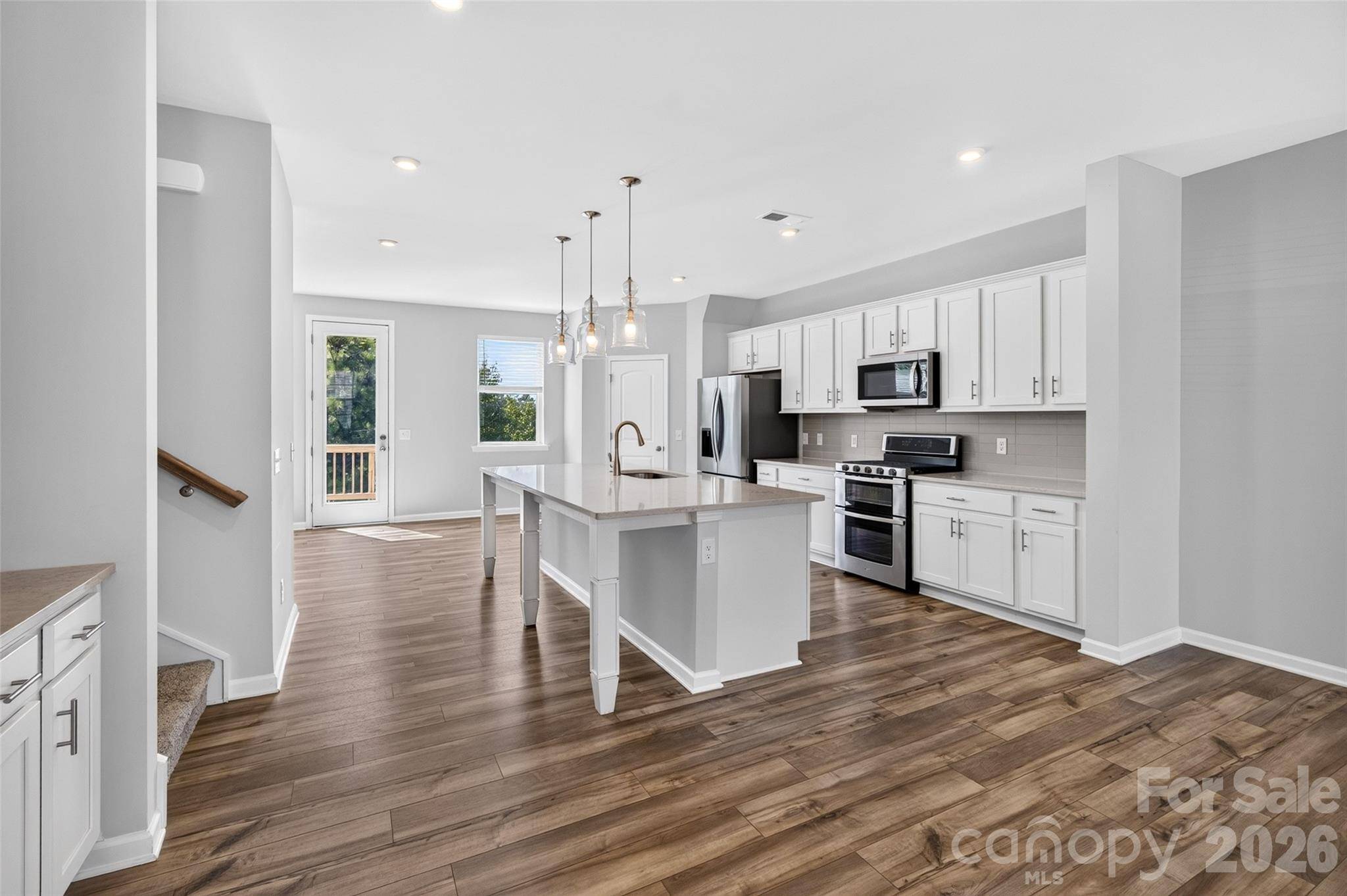 6981 Waterstone DR, Sherrills Ford, NC 28673