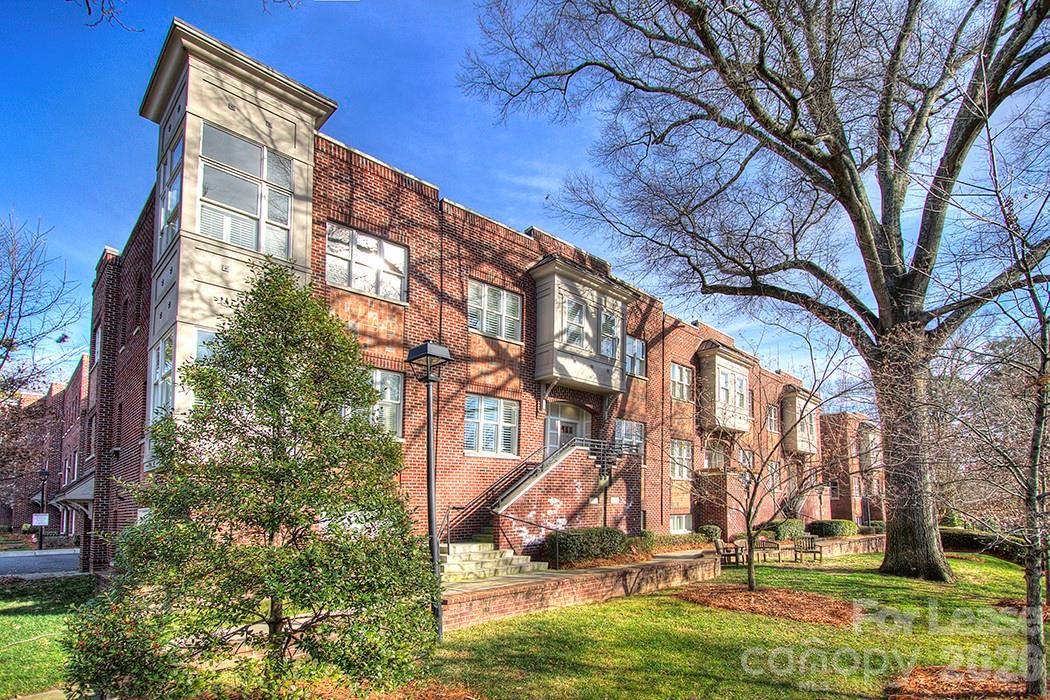 100 N Laurel AVE, Charlotte, NC 28207