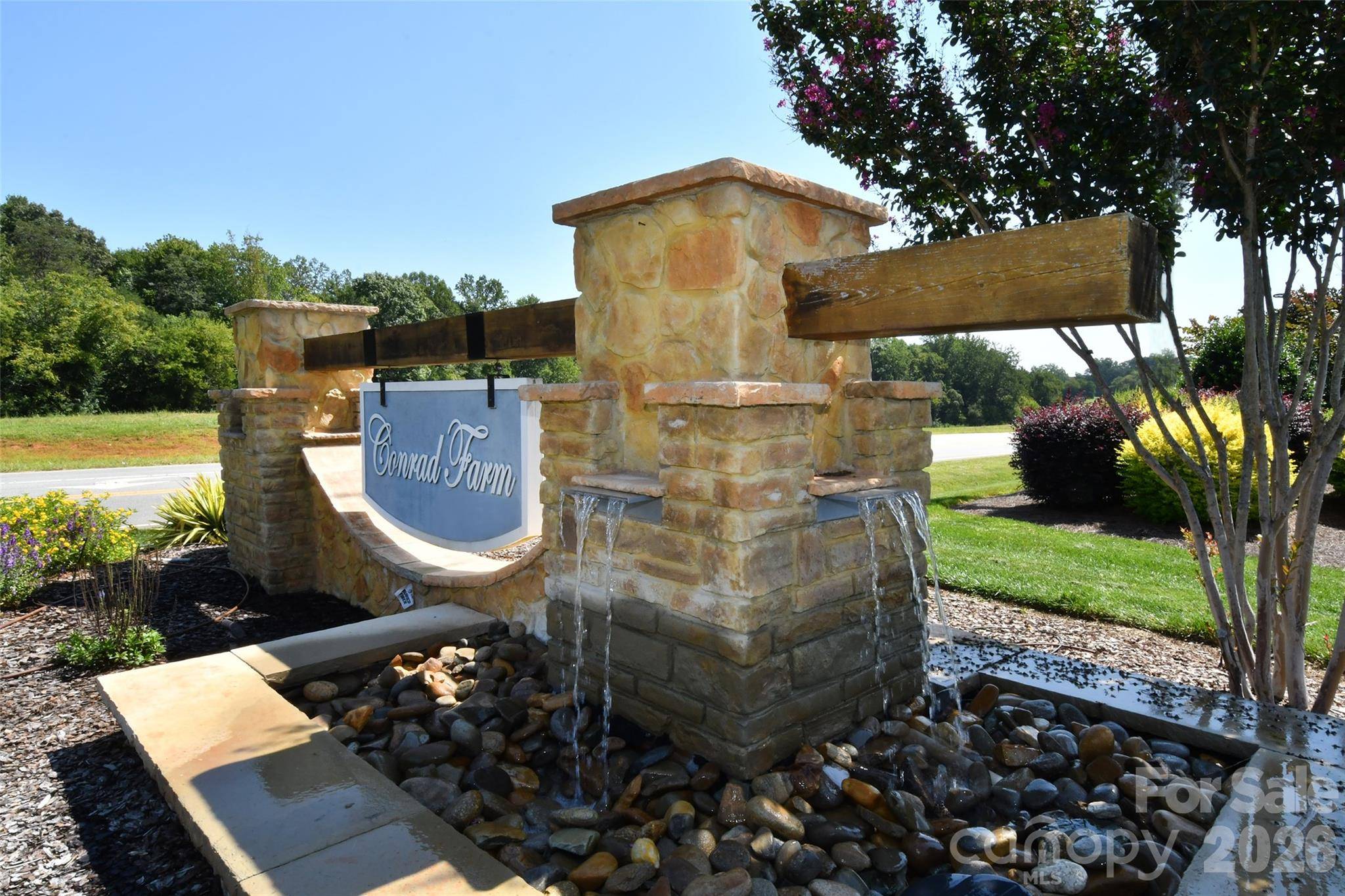 2179 Spring Wind RD, Pfafftown, NC 27040