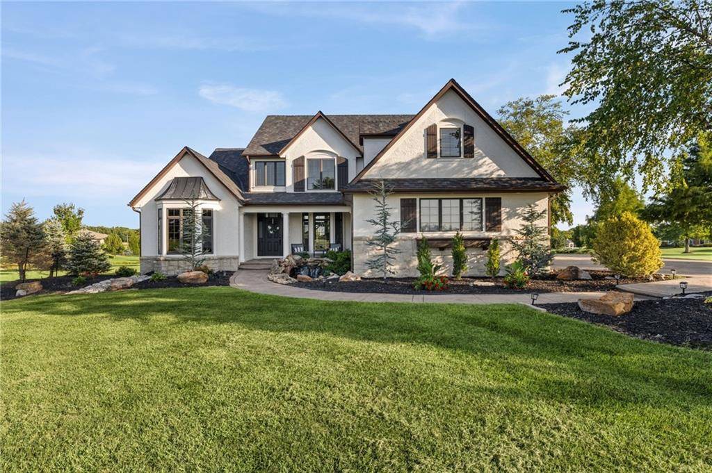 18101 Sunset DR, Olathe, KS 66062