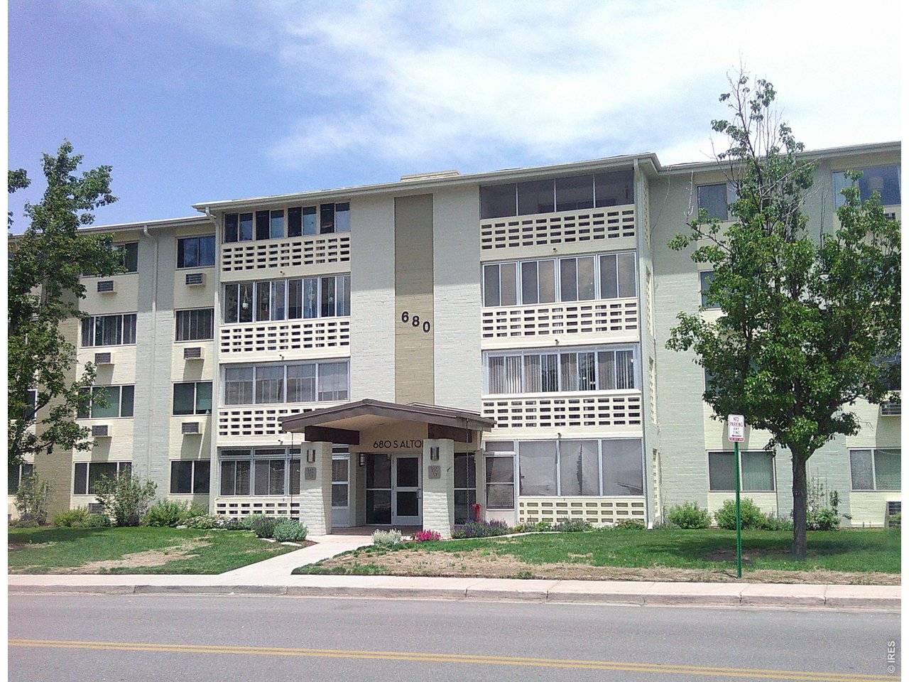 680 S Alton #9A, Denver, CO 80247