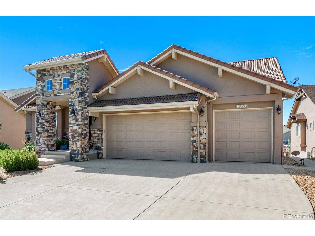 9828 Surrey Run, Colorado Springs, CO 80924