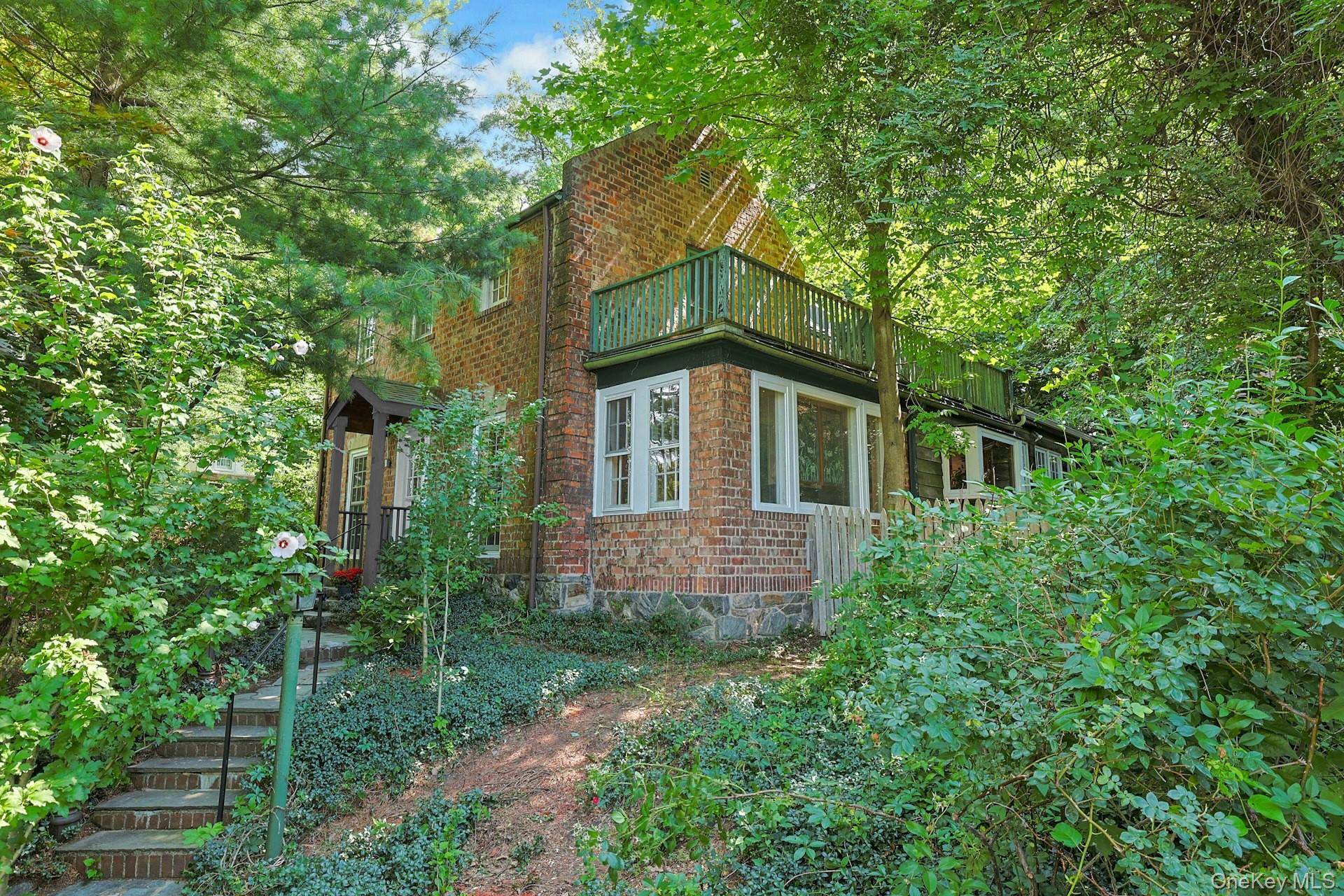 10 Broadway, Dobbs Ferry, NY 10522