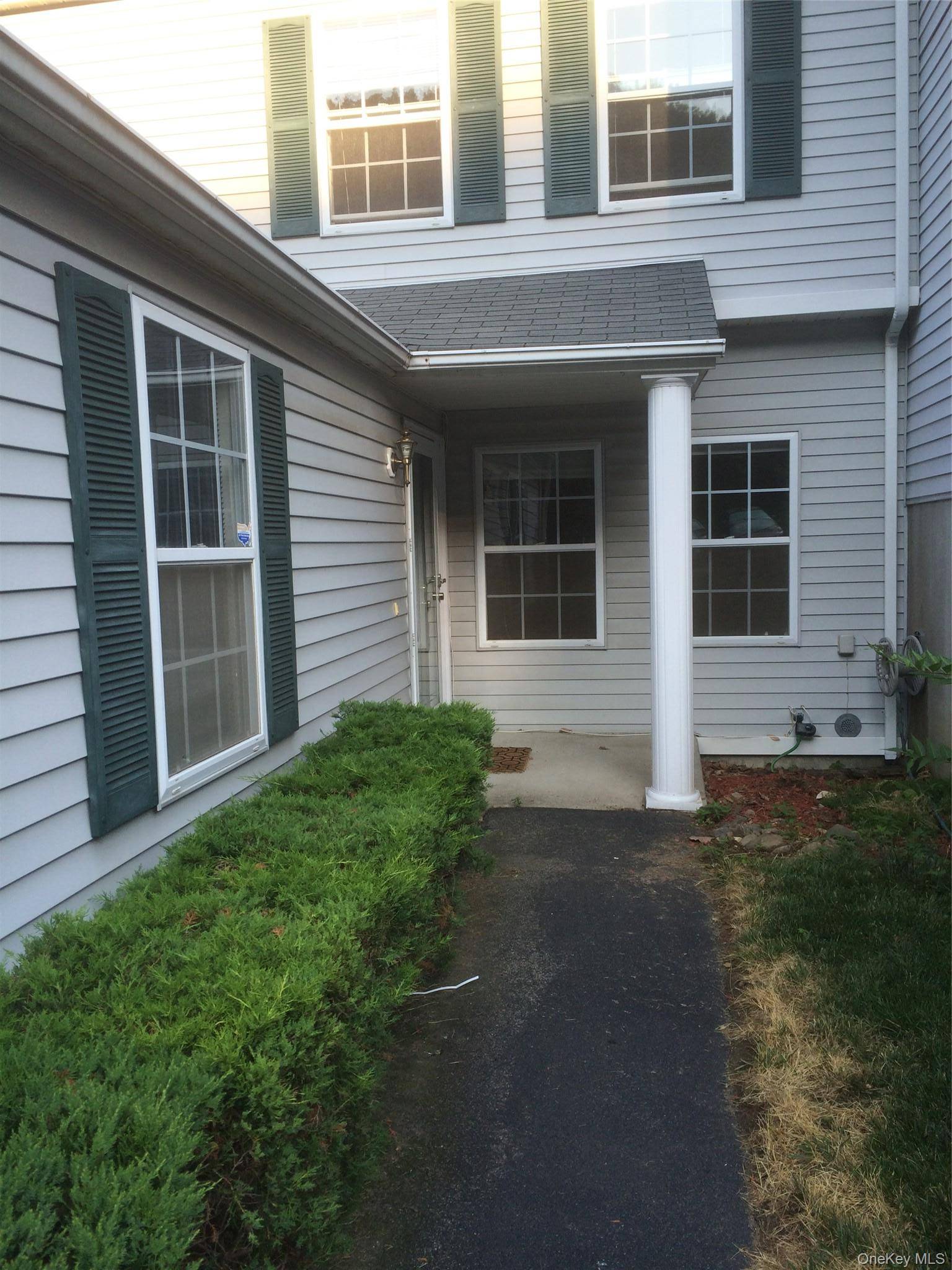 402 Watch Hill DR #402, Tarrytown, NY 10591