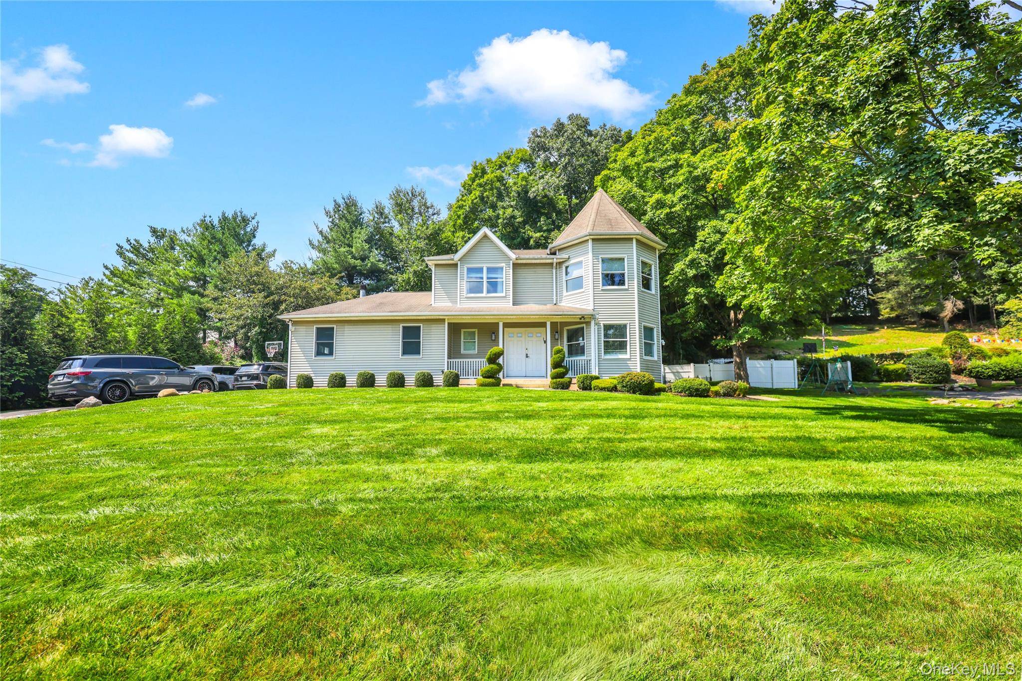 169 S Pascack RD, Nanuet, NY 10954