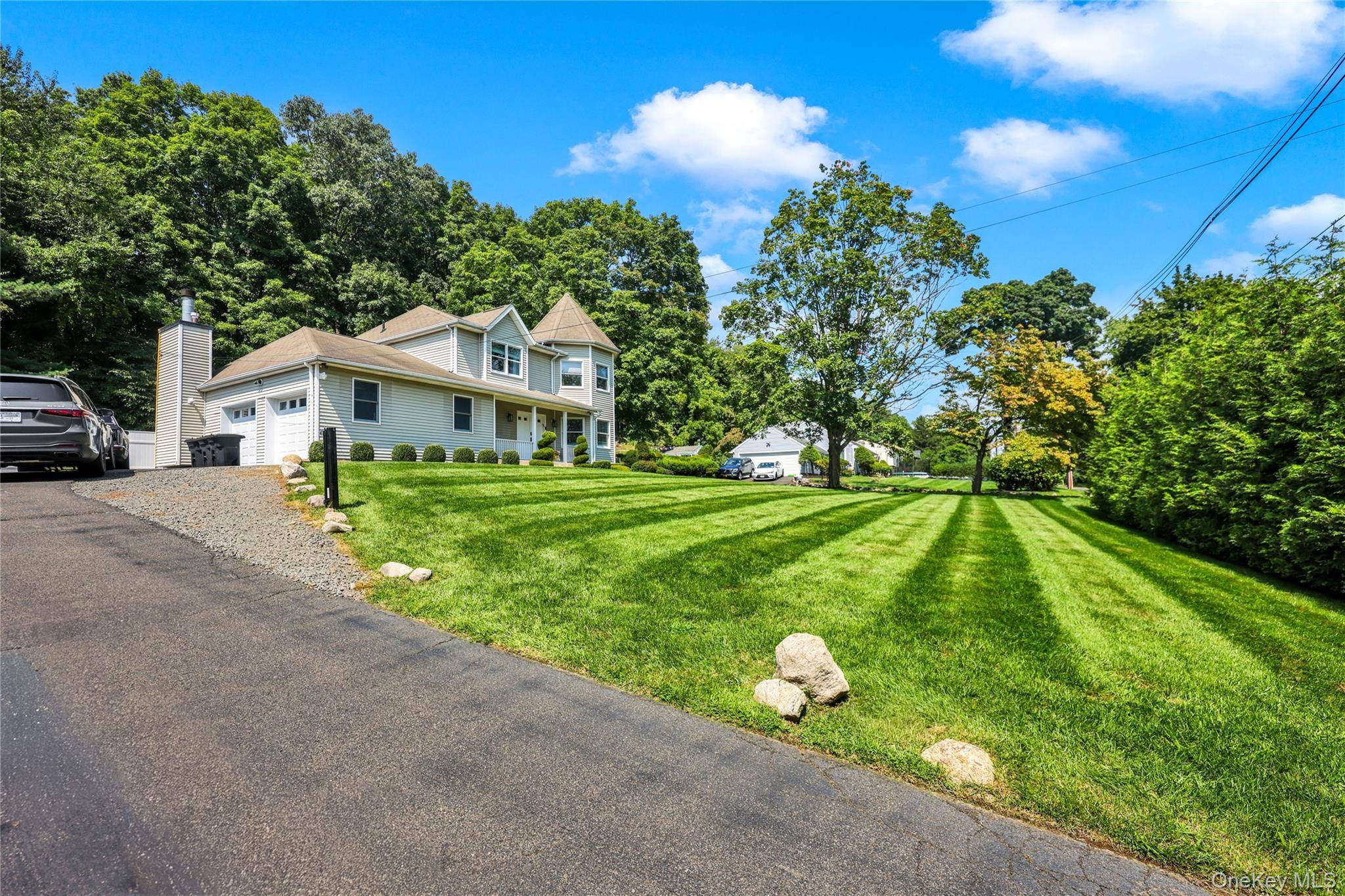 169 S Pascack RD, Nanuet, NY 10954