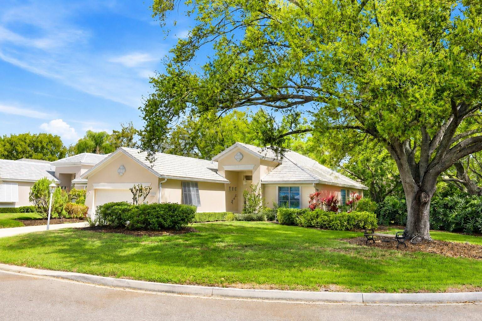 7904 HAMPTON CT, University Park, FL 34201