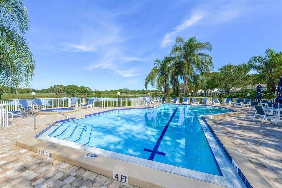 7904 HAMPTON CT, University Park, FL 34201