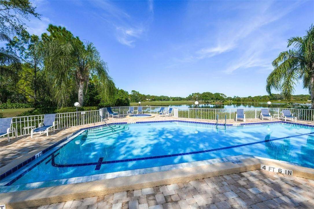 7904 HAMPTON CT, University Park, FL 34201