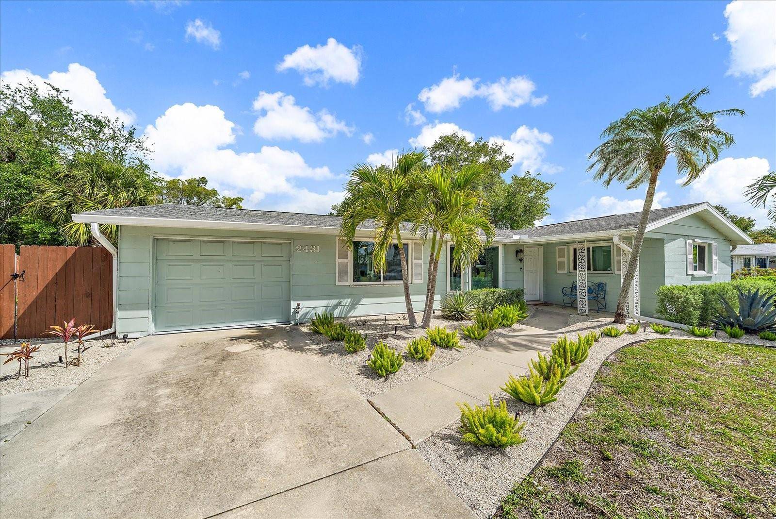2431 BISPHAM RD, Sarasota, FL 34231