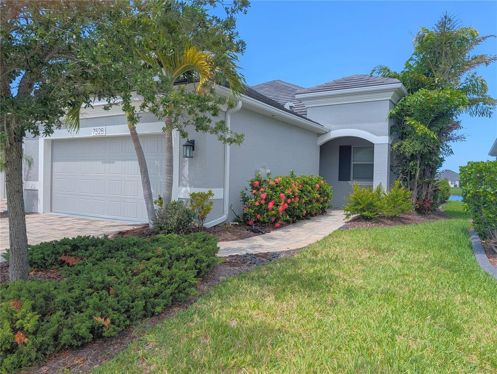 7528 ALUMNI TRL, Sarasota, FL 34243