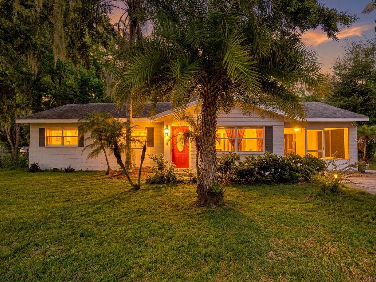 1361 PETERS DR, Leesburg, FL 34748