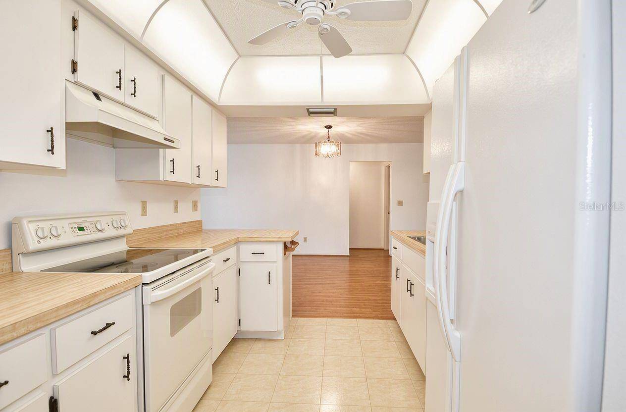 1379 EVEREST RD, Venice, FL 34293