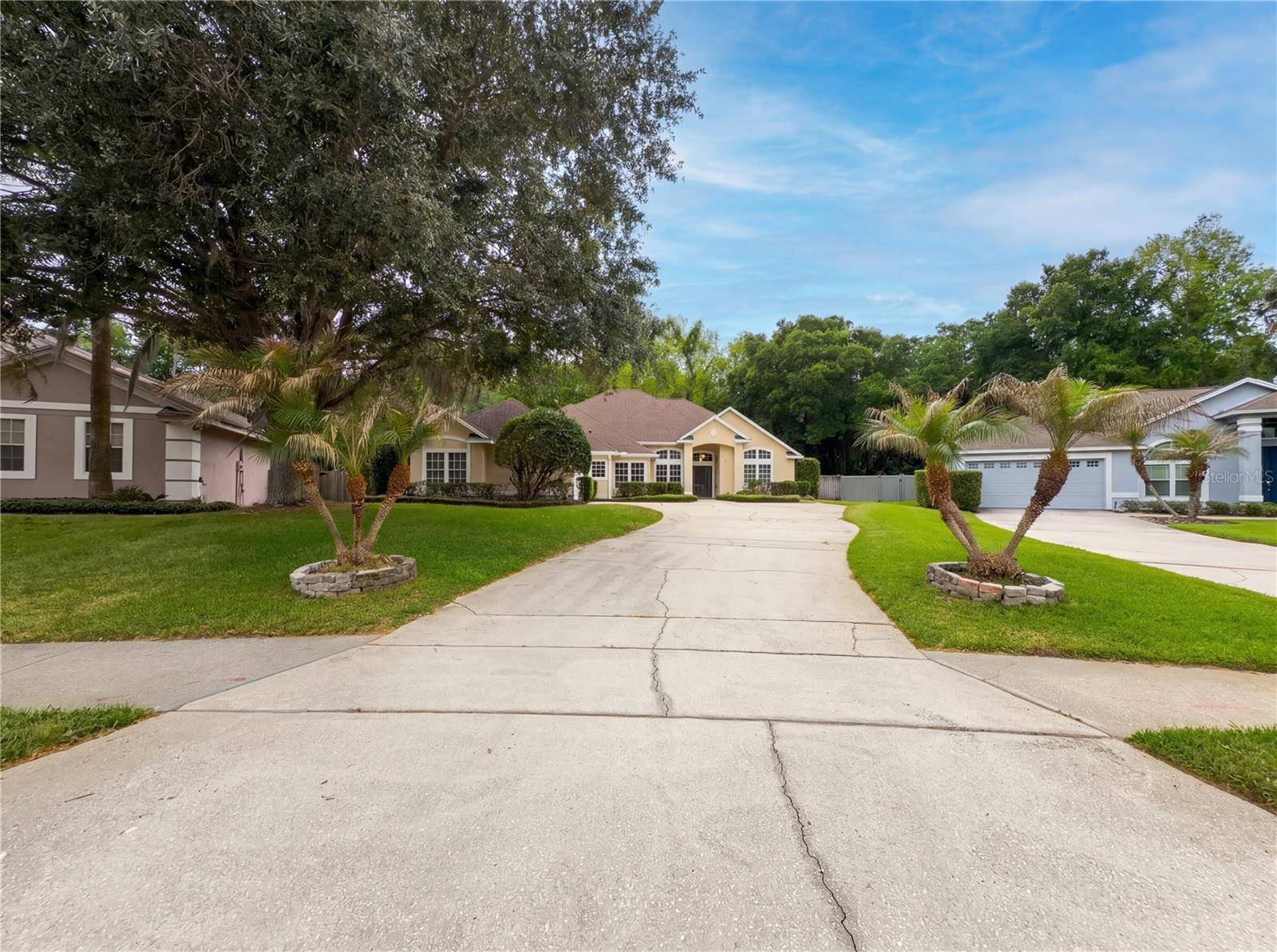 680 MACGLENROSS DR, Oviedo, FL 32765