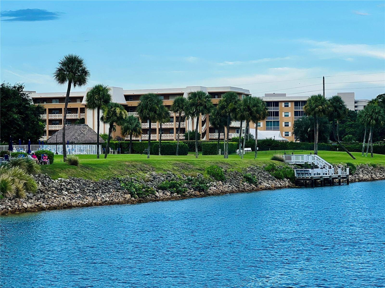304 GOLFVIEW RD #PH7, North Palm Beach, FL 33408