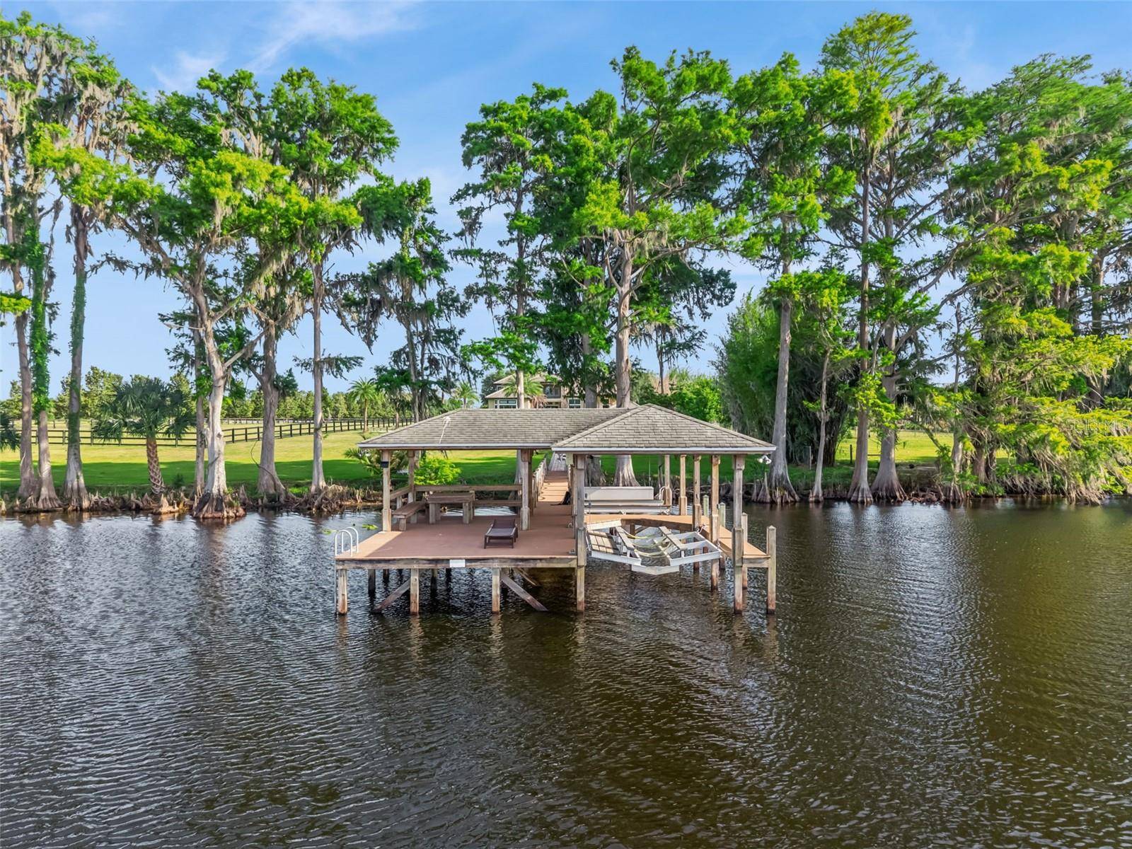 746 LAKE MILLS RD, Oviedo, FL 32766