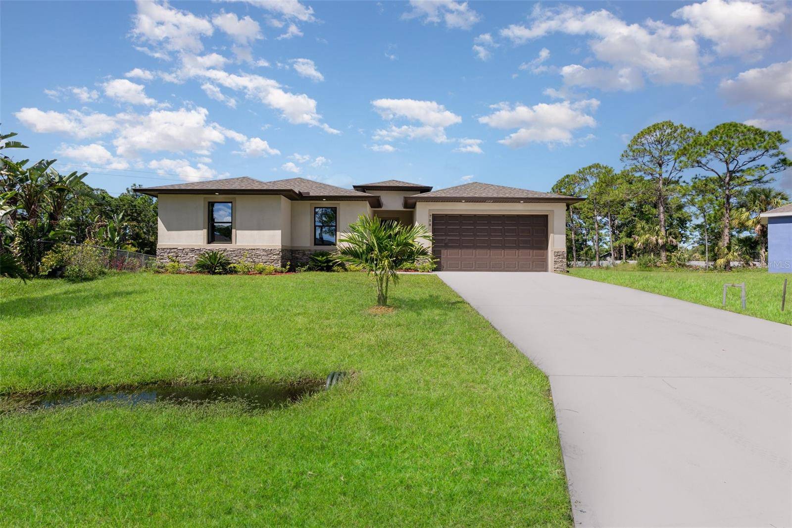 900 LAVA ST SE, Palm Bay, FL 32909