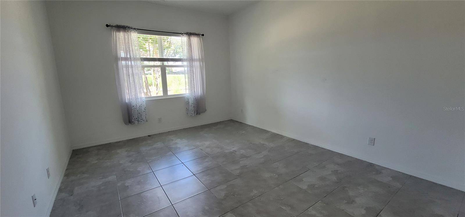 1908 FLORA PASS PL, Kissimmee, FL 34747