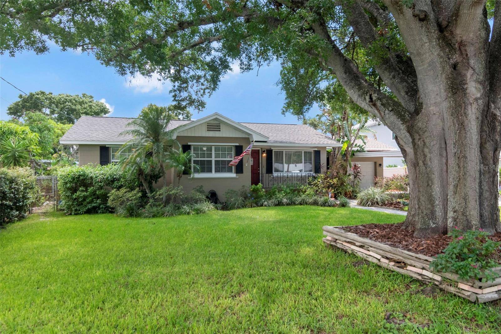 311 N GOMEZ AVE, Tampa, FL 33609