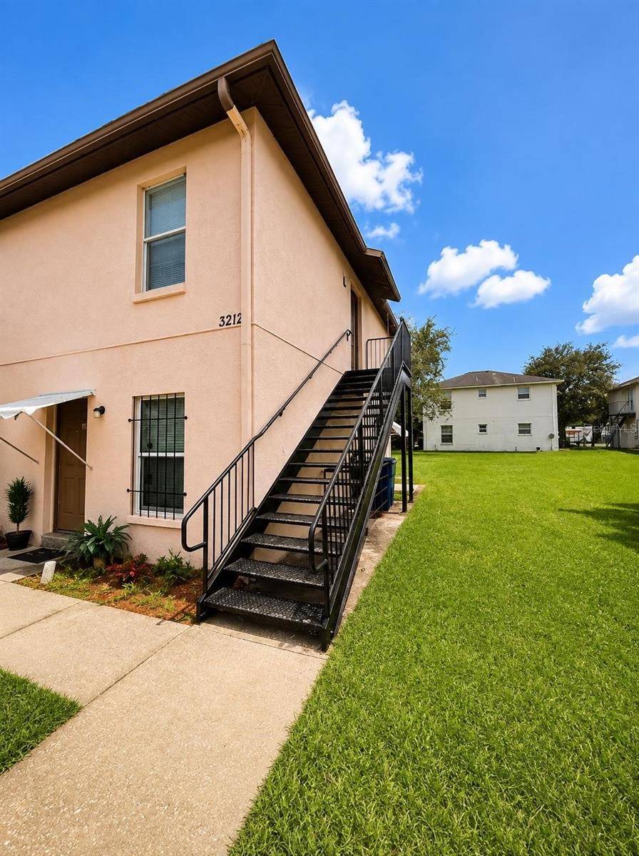 3212 N 50TH ST #B, Tampa, FL 33619