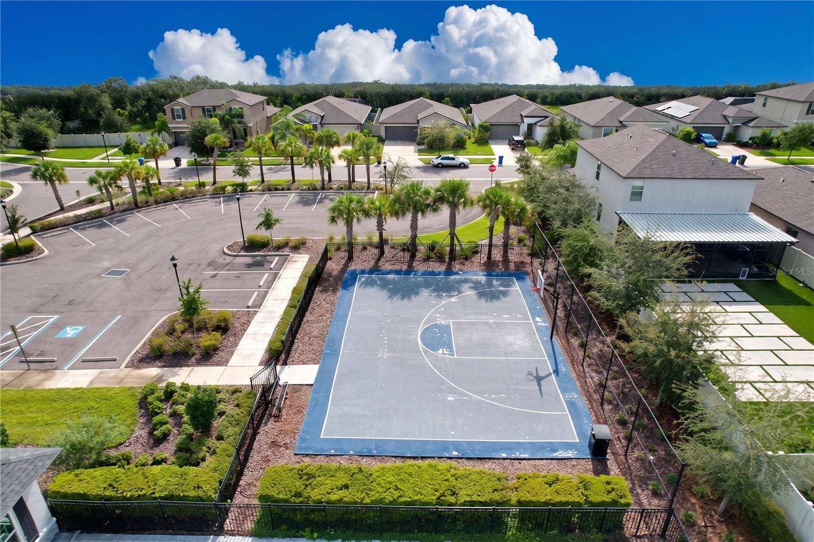 1565 COLDING DR, Ruskin, FL 33570