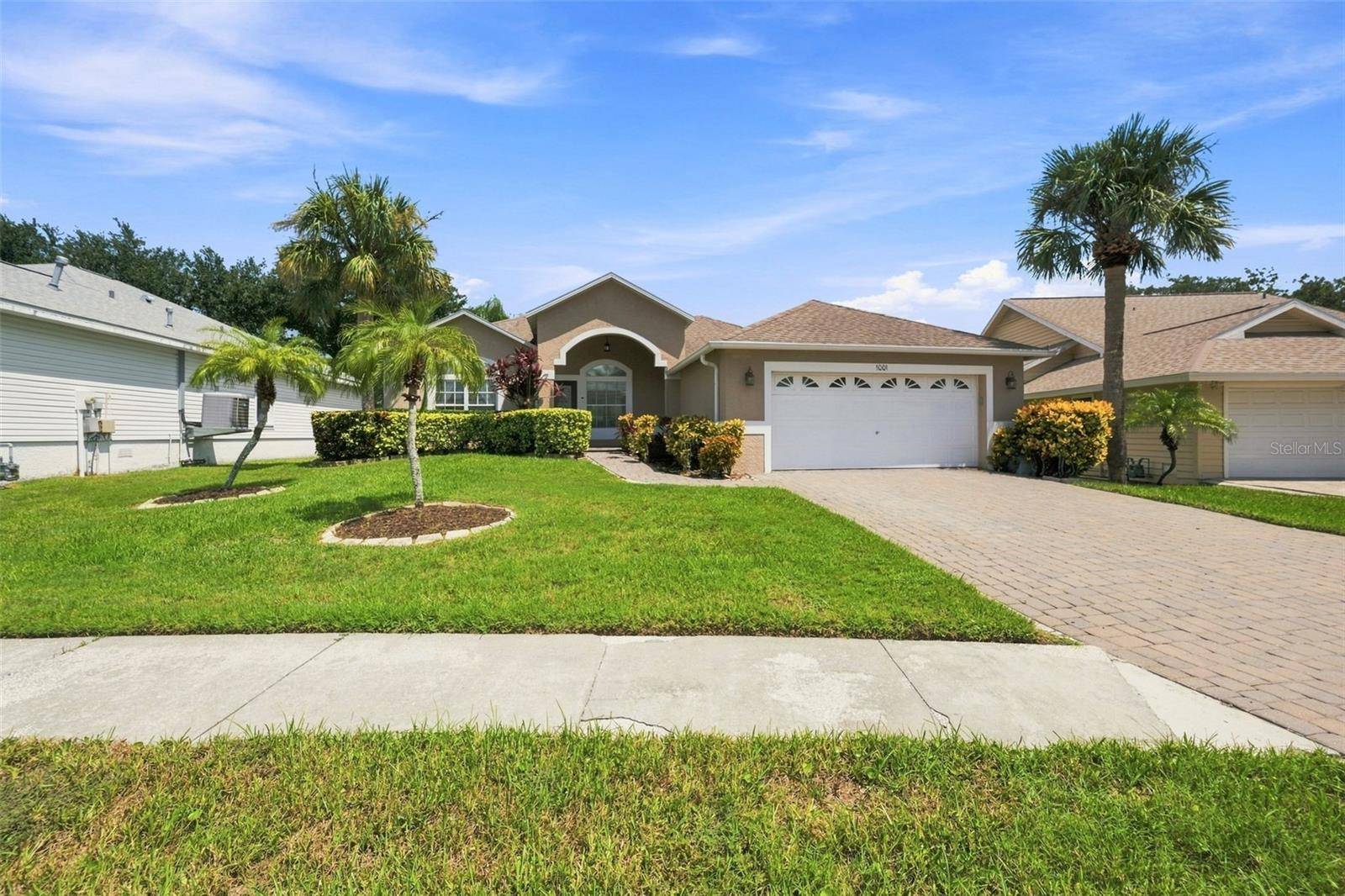 1001 POND VIEW CT, Tarpon Springs, FL 34689