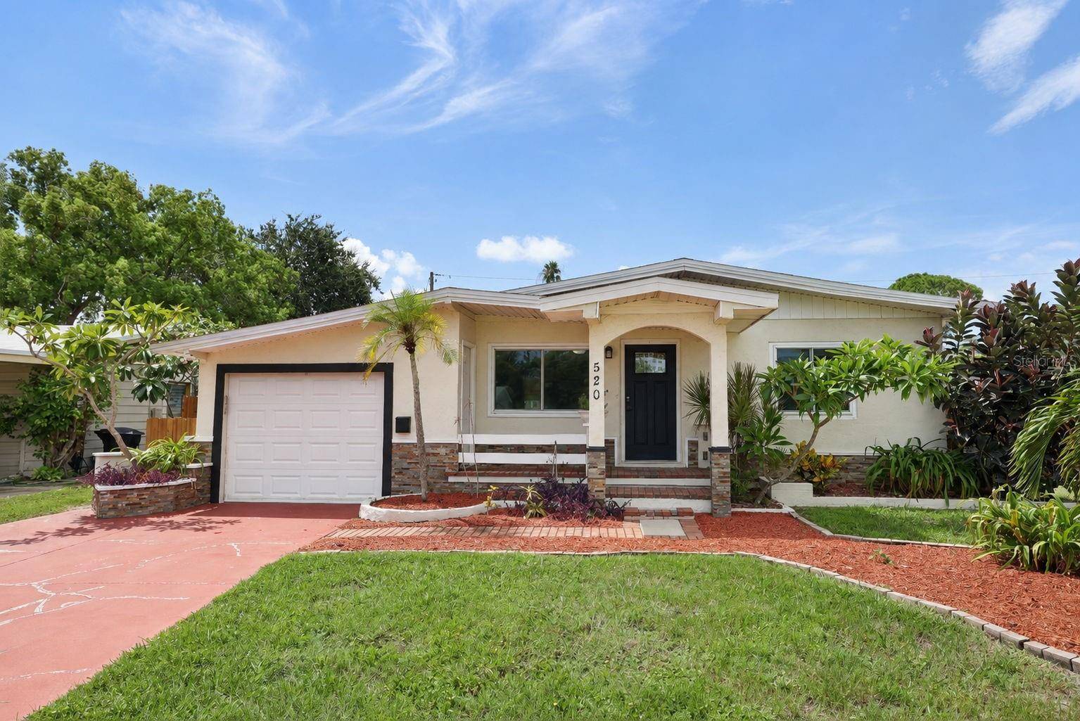 520 83RD AVE N, St Petersburg, FL 33702