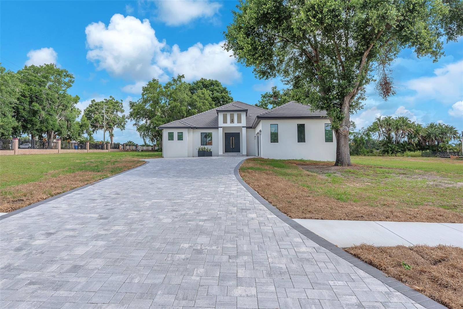 11921 FORT KING HWY, Thonotosassa, FL 33592