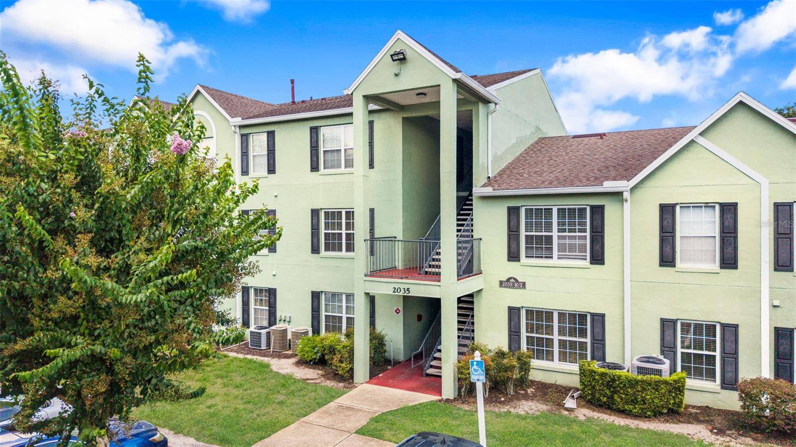 2035 DIXIE BELLE DR #2035M, Orlando, FL 32812