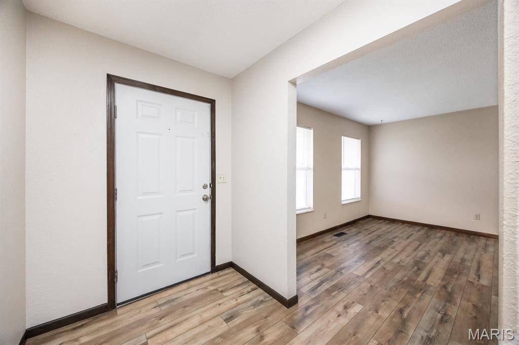 116 Rio Verde DR, Belleville, IL 62221