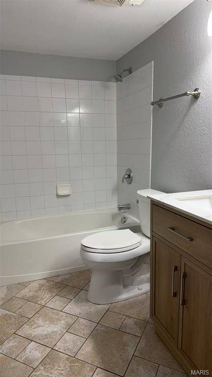 1989 Hunting Lake CT #303, St Louis, MO 63122