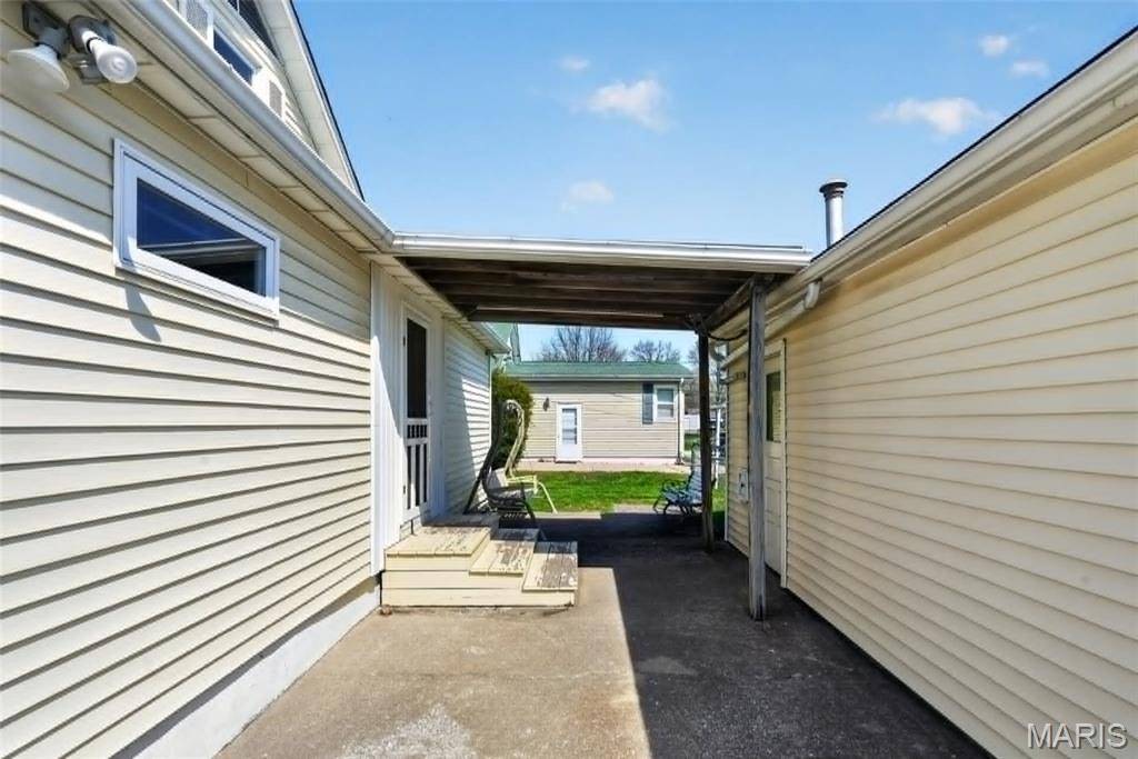1005 S Macoupin ST, Gillespie, IL 62033