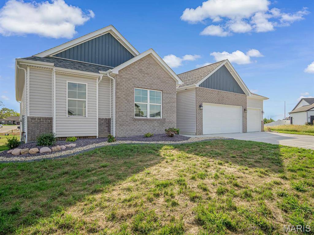 212 Ashurst Lane, O'fallon, IL 62269