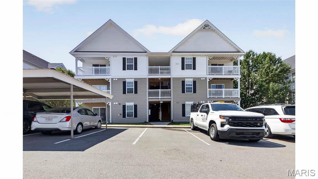 4301 Spring Creek LN, O'fallon, MO 63368