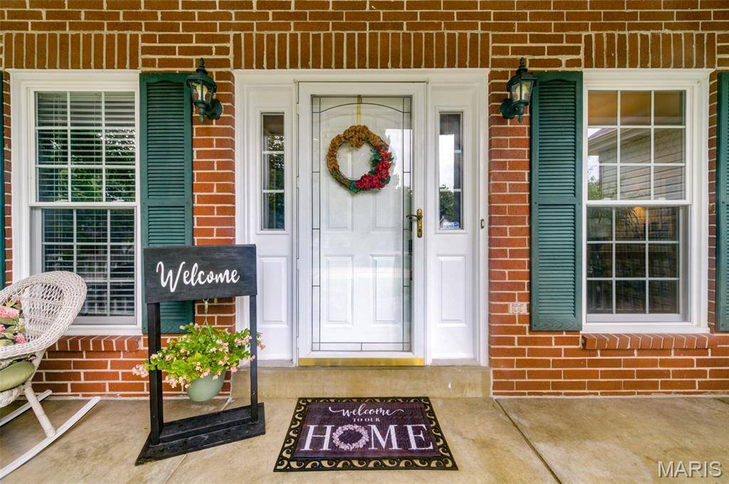 1305 Renaissance PL, Weldon Spring, MO 63304